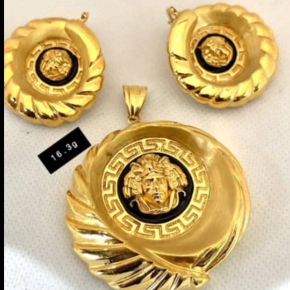 18 carat Italian Gold - Picture 6 of 7